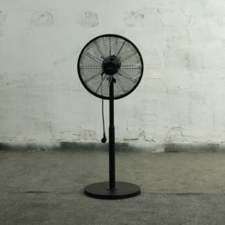 Стоящ вентилатор