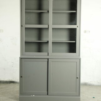 Шкаф/витрина